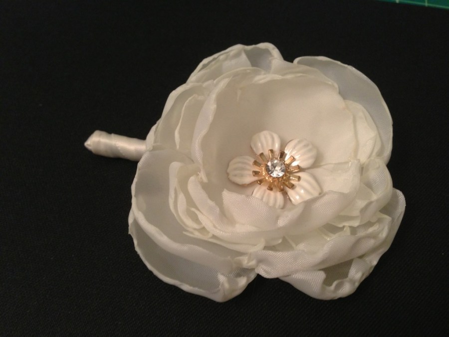 ivory, peony, brooch, broach, silk, flower, artificial, fabric, brooch beautiful
