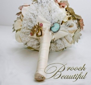 bouquet, brooch, broach, ivory, white, green, mint, peach, pink, pearl, floral, flowers, bridal #broochbeautiful enamel vintage antique